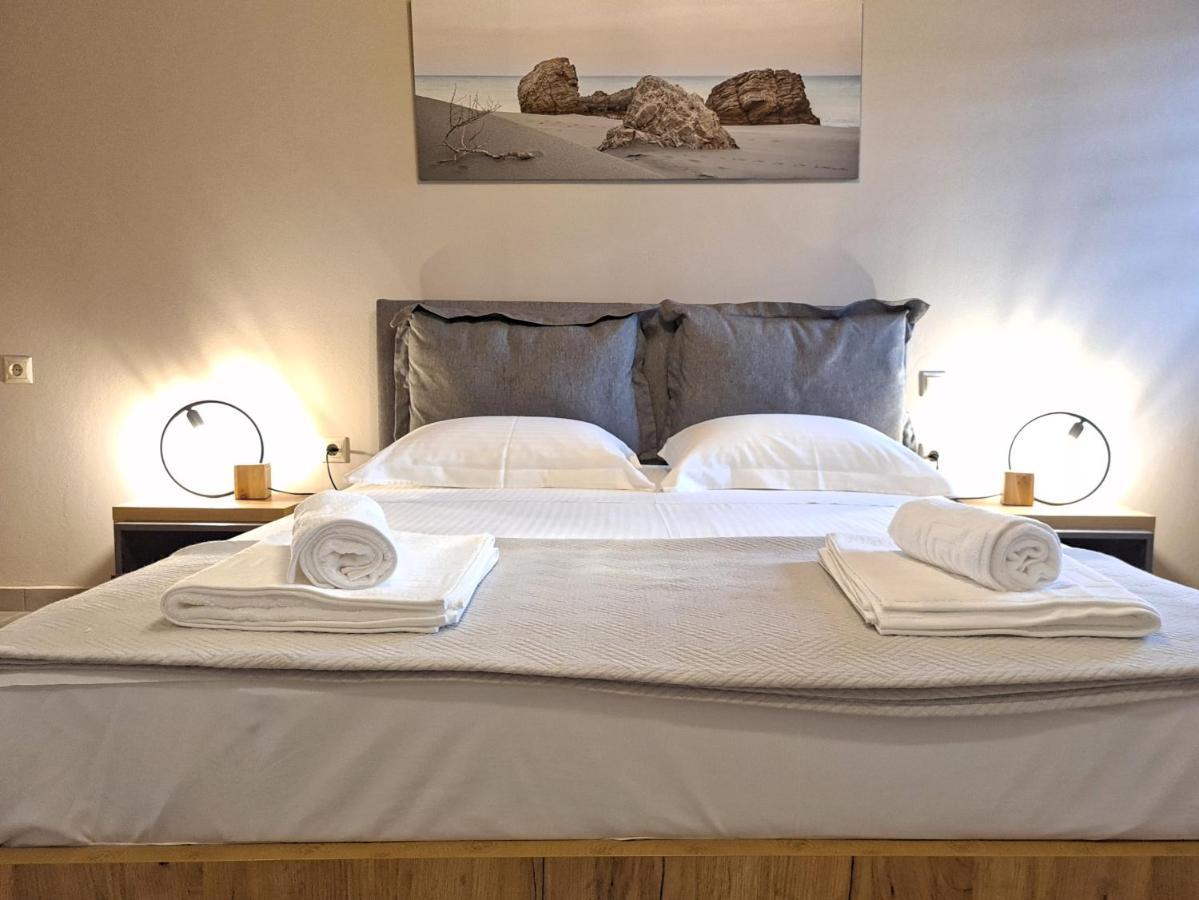 팔라사르나 On The Water Lodging 2 아파트 외부 사진